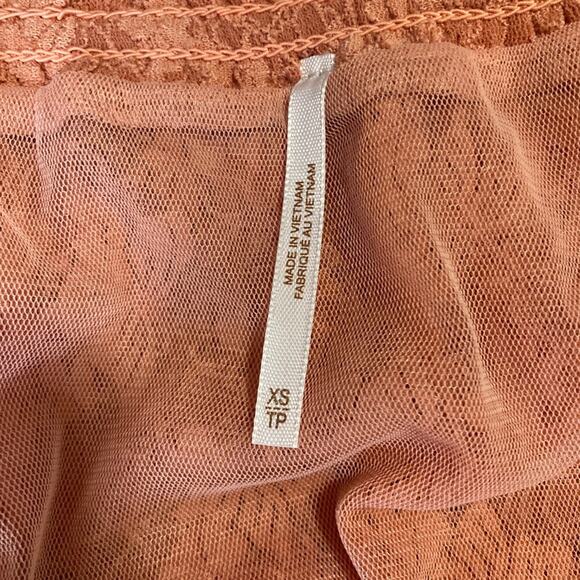 Free People Emily Lacey Top NWT size XS Savannah Red Off Shoulder - Picture 6 of 7